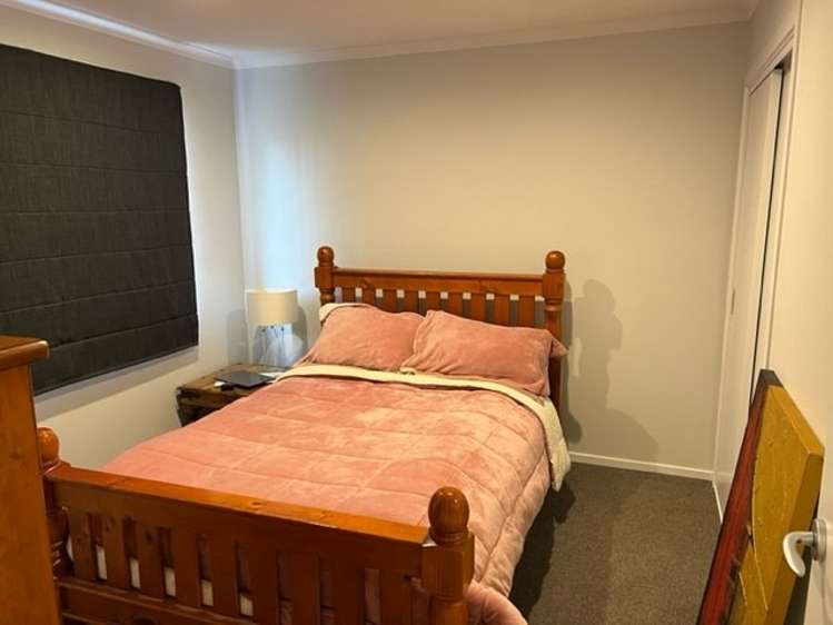 2/3 Daisy Street 1055_9