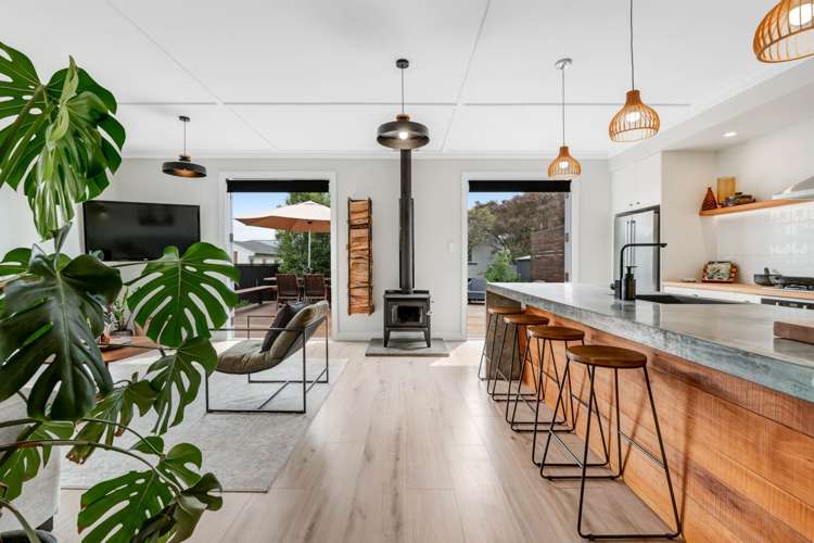 49a Parakai Avenue Helensville_2