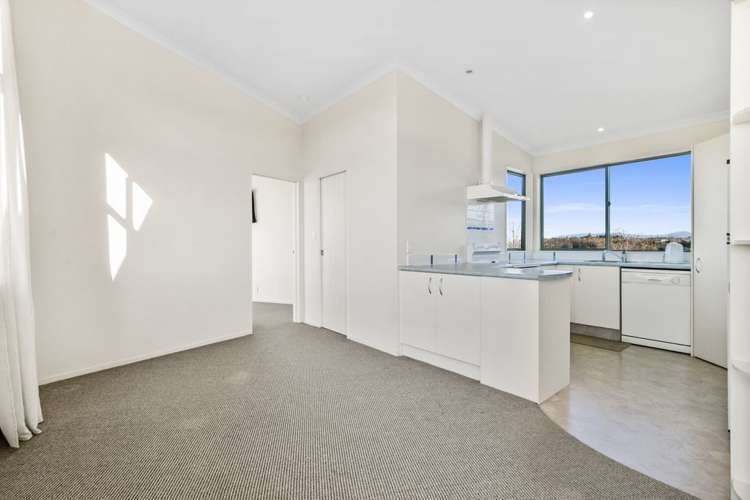 21 Athenree Heights Athenree_5