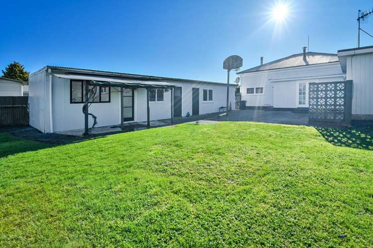 817 Lyell Street Akina_19