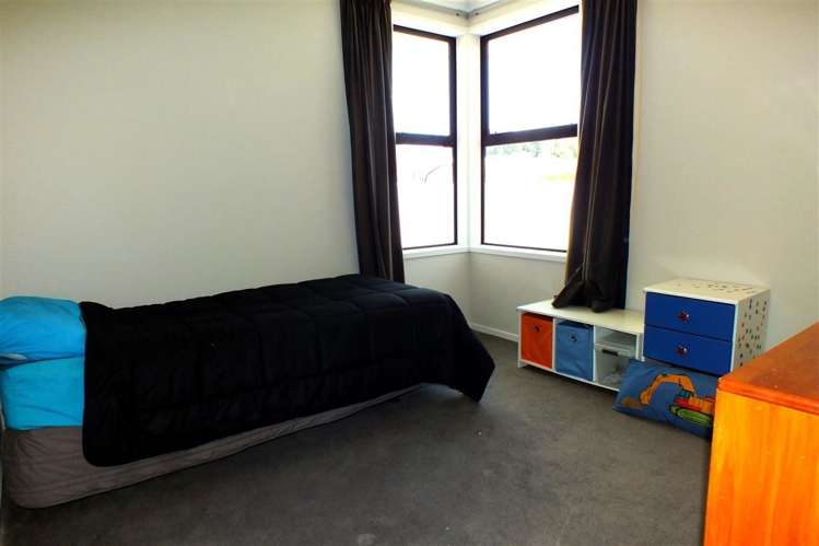 12 Galloway Crescent Pyes Pa_13