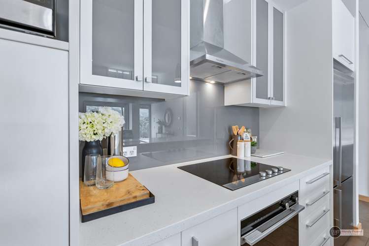 2/5 Raroa Road Lower Hutt_4