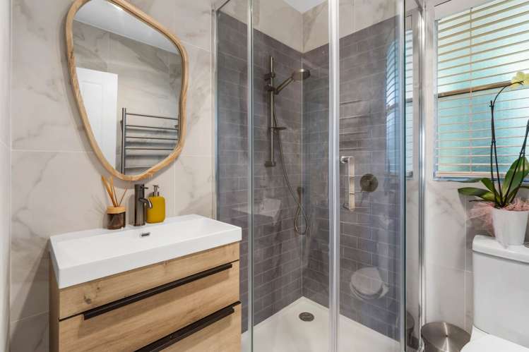 76A Wharf Road Clarks Beach_19