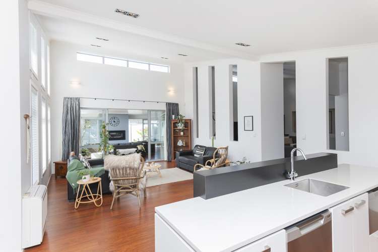 2 Fisher Place Lytton West_2