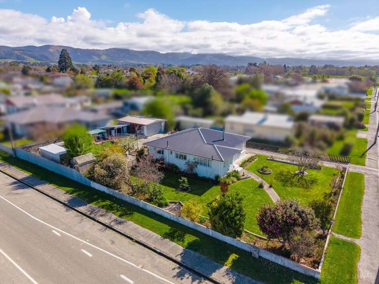 1 Regent Street Waimate_33
