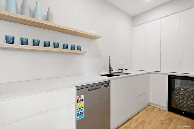 8 Vazey Way Hobsonville_6