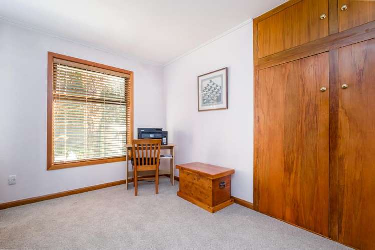 55 Frankleigh Street Somerfield_15