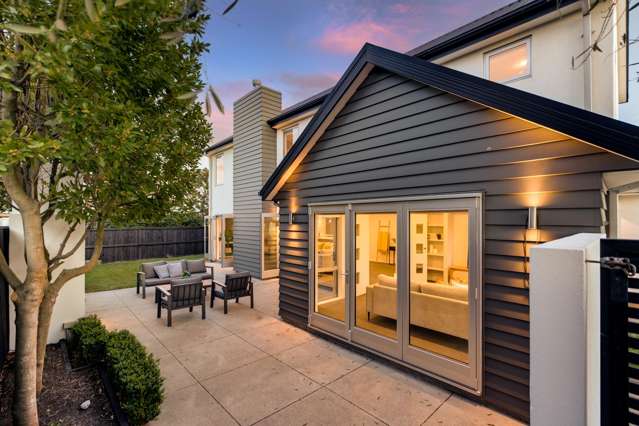 16 Riverbank Road Northwood_2