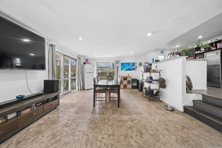 315 Massey Road Mangere East_15