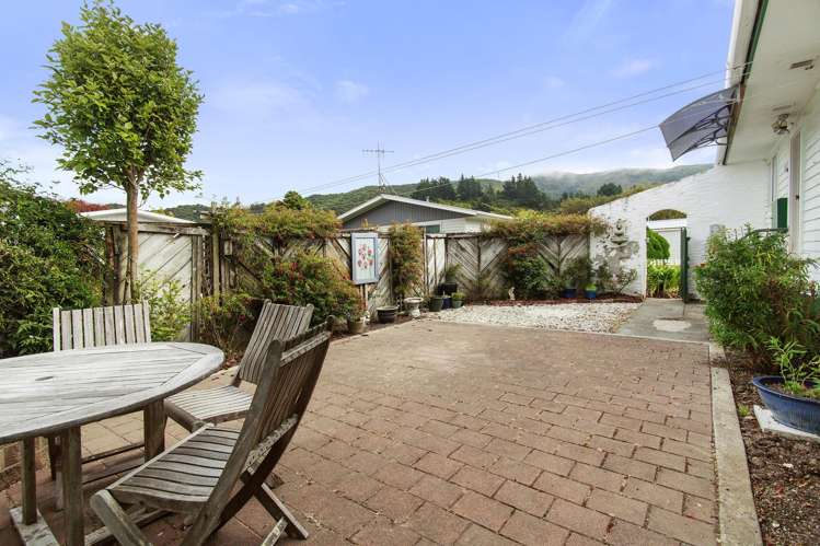 1/8 Kew Grove Wainuiomata_9