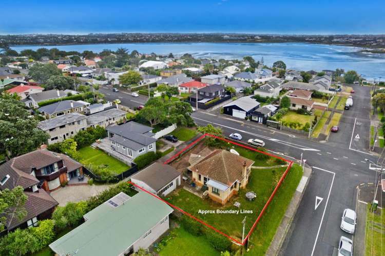 39 Philomel Crescent Bayswater_1