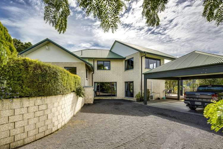 526 River Road Otane_10