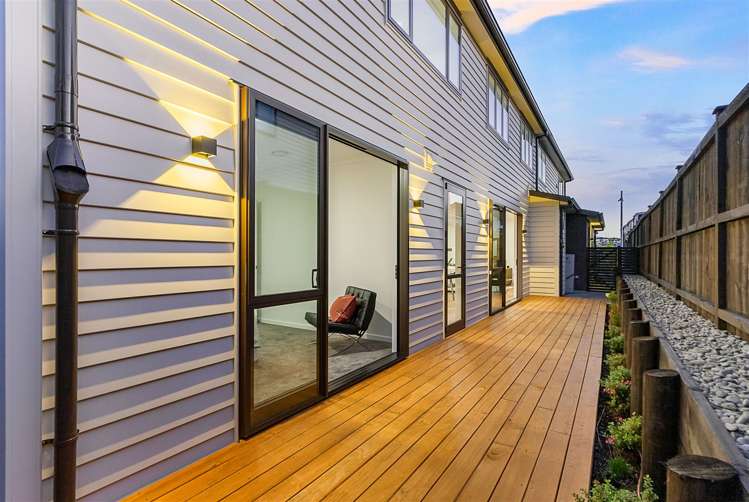 3 Luff Place Long Bay_32