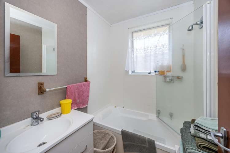 46 Livingstone Avenue Nawton_10