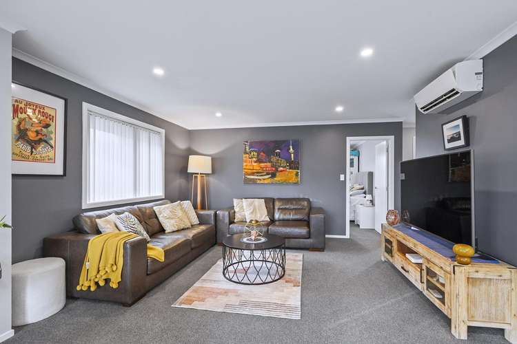 13 Kimbolton Street Rototuna North_9