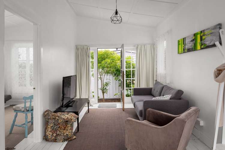 9 George Street Paeroa_4