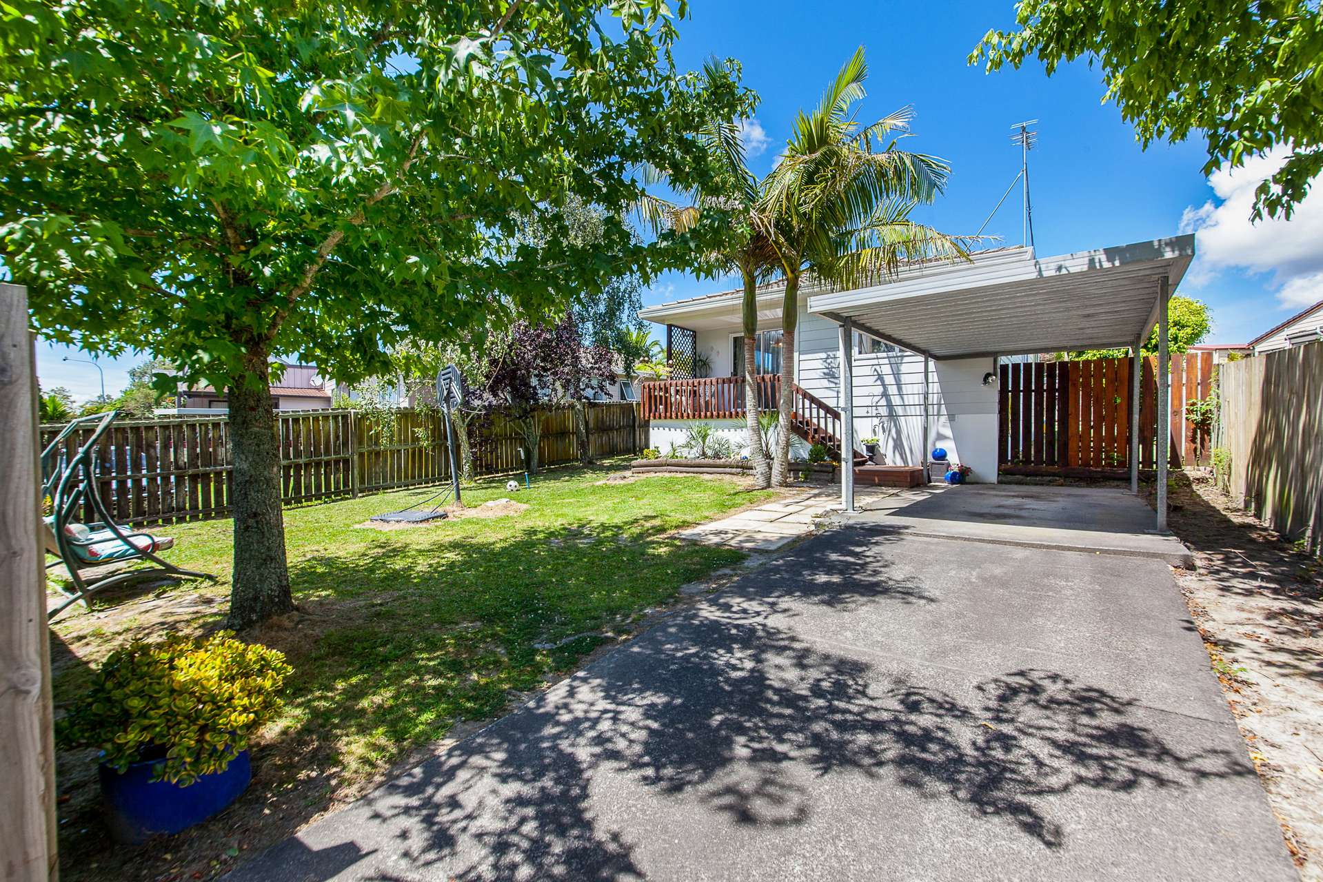 2/40 Granville Drive Massey_0