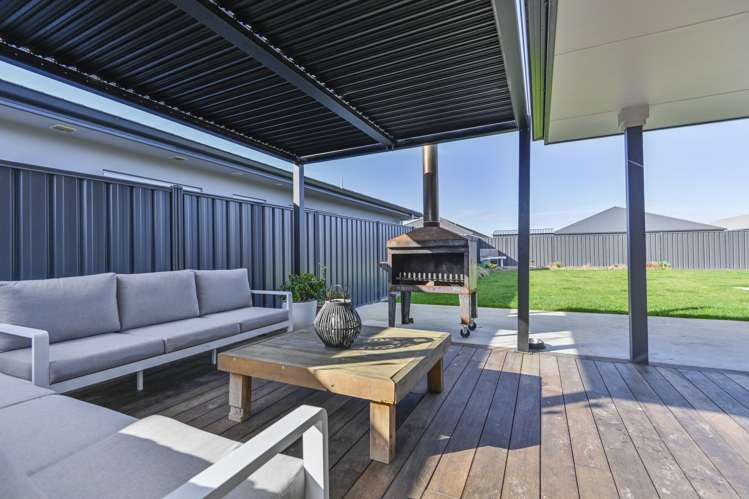 5 Hikawera Drive Frimley_15