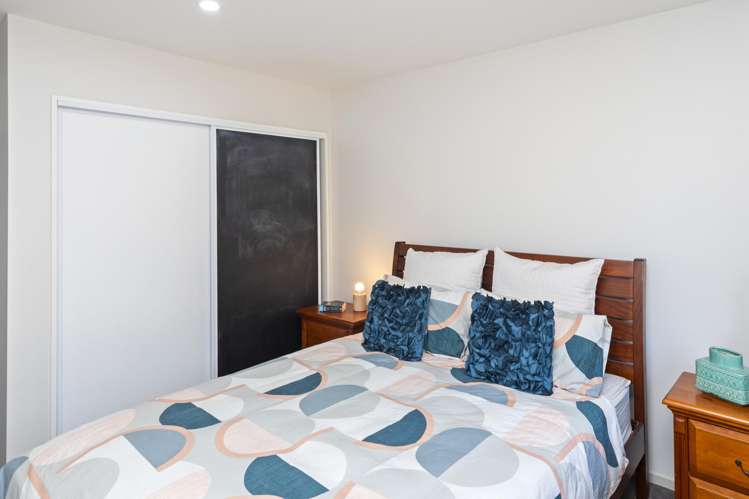 2 Carlyle Lane Rolleston_13