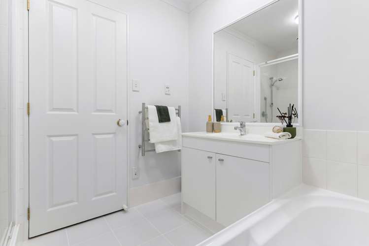 40 Cottesmore Place Huntington Park_11