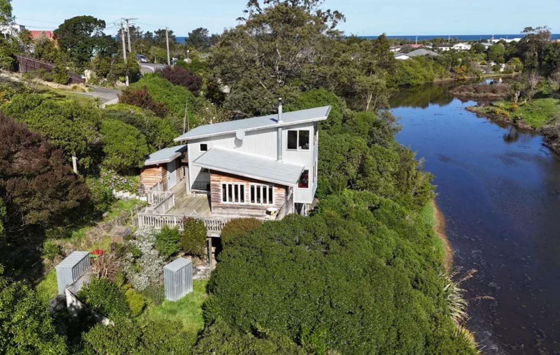 30 McIntosh Road 2492_0