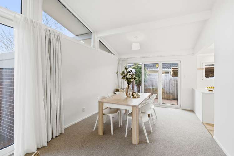 6 Camelot Street Ilam_12