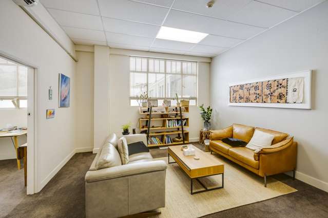Suite L/36-40 Tennyson Street Napier South_1