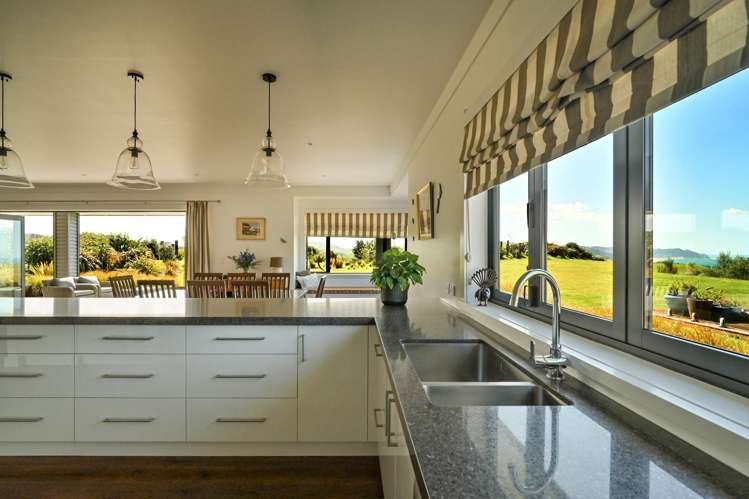 63 Waipuka Road Waimarama_19