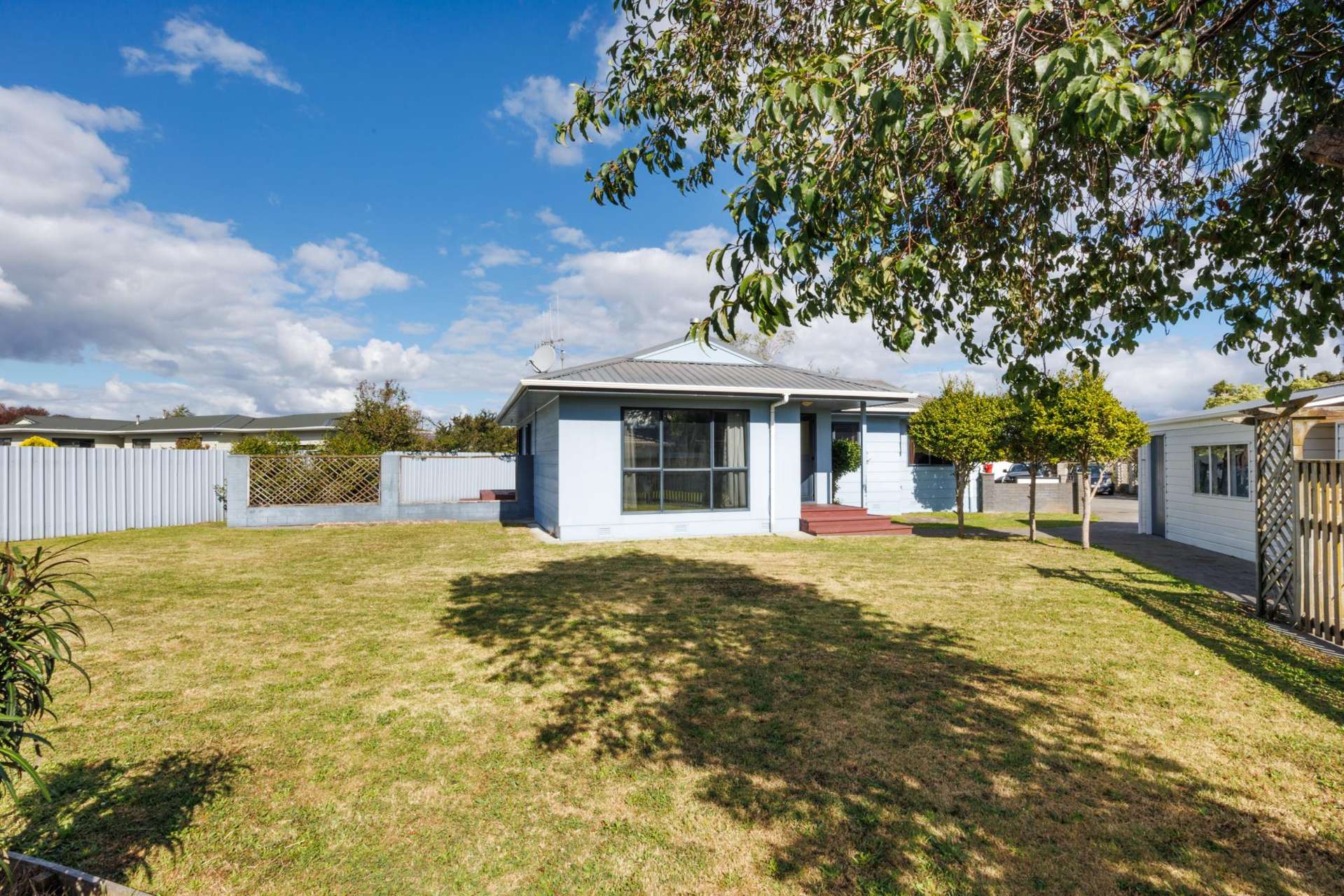 28 Peppertree Glade Kelvin Grove_0