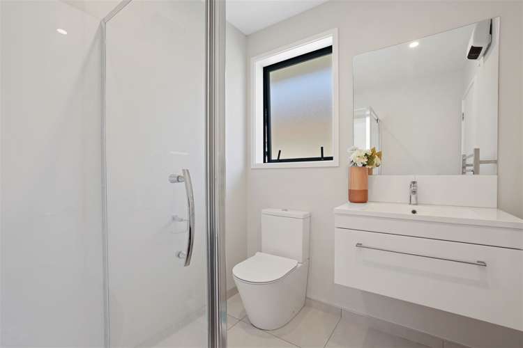 9 Deerwood Lane Wigram_14