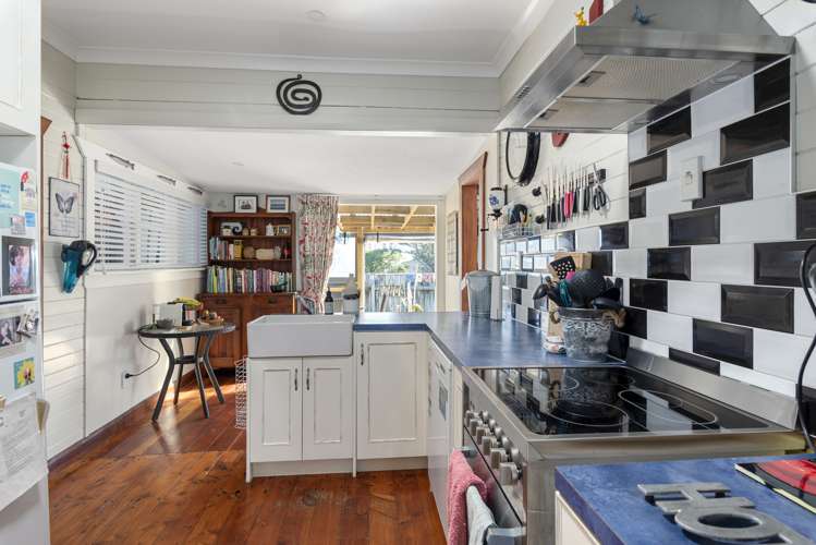 7 Barber Street Foxton Beach_6