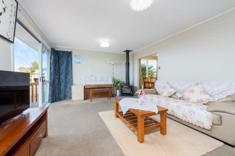 8 Westall Road New Lynn_7