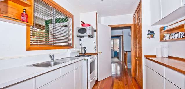 Charming Family Home in Henderson