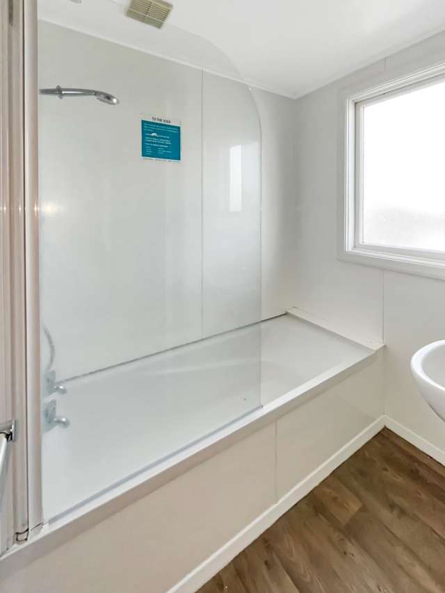 14 Devon Crescent 10985_4