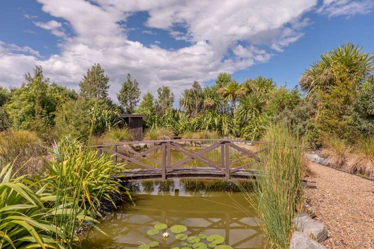 57 Verdeco Boulevard Lincoln_26