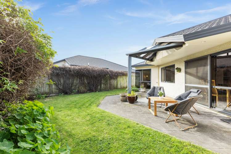 34 Kensington Drive Taradale_14