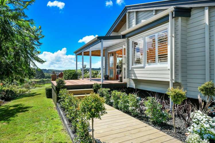 36 Henson Road Whitford_8