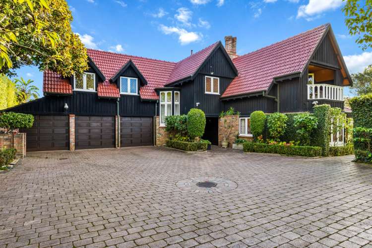 139 Long Drive St Heliers_16
