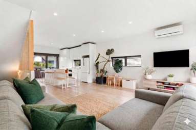 33/27 Powell Street_1