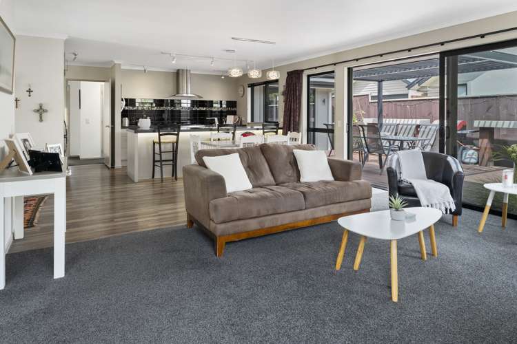 40 Sunningdale Drive Stoke_9