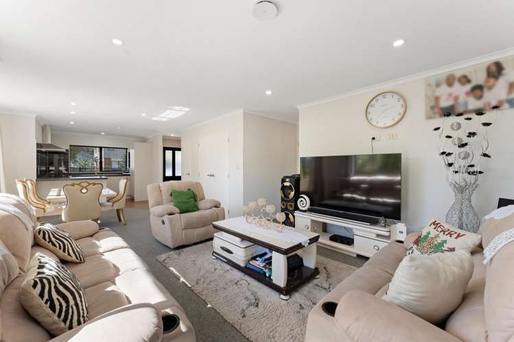 19 Titch Place Glen Eden_4