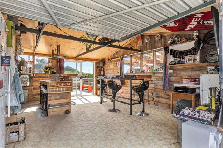 2062 South Road Otakeho_20