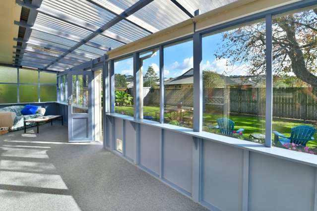 2/111 Florence Avenue Orewa_1