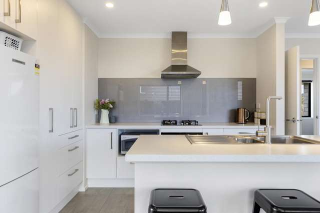 Exceptional value in prime Nga Roto