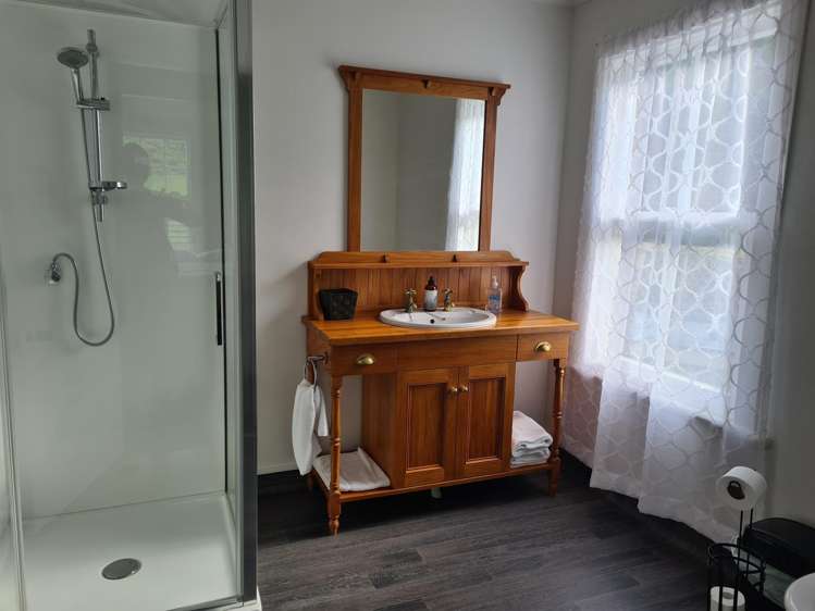 5726 Masterton Castlepoint Road Tinui_14