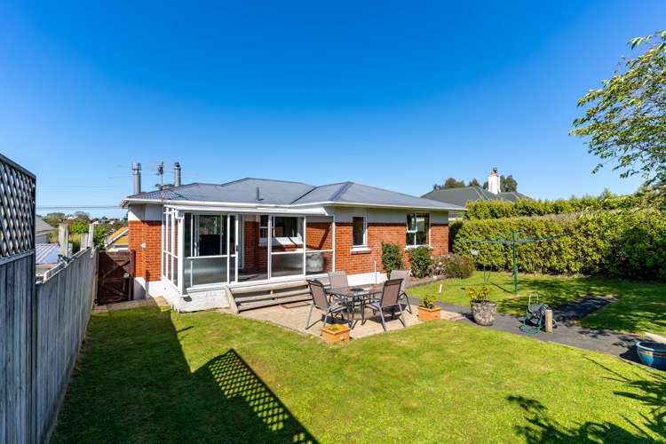 18 Bernard Street Kenmure_19