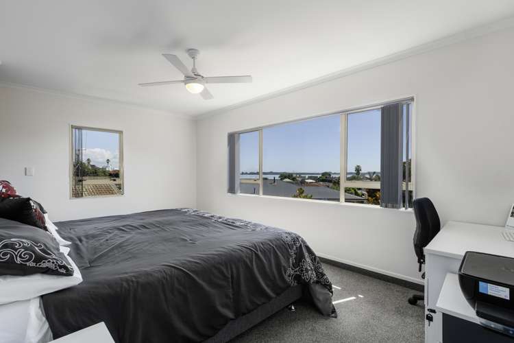 38 Eaton Crescent Matua_6