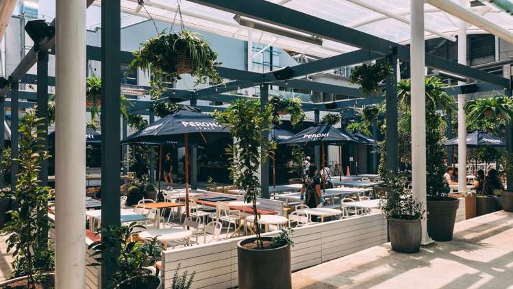 Suite 22/8 Dock Street City Centre_18