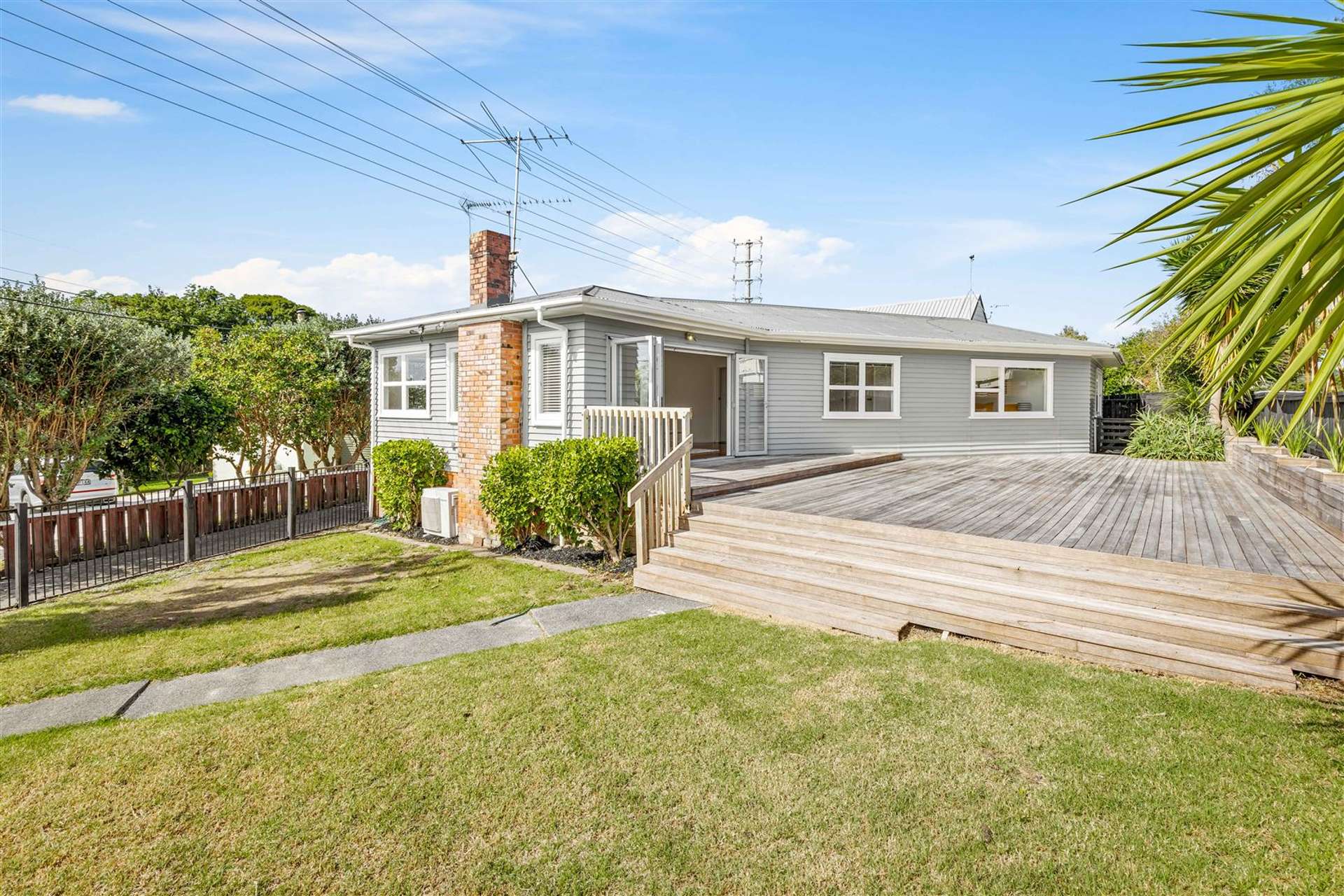 2 Talavera Place Te Atatu South_0