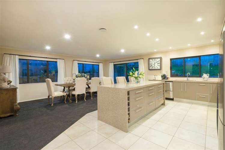 13 Gibbston Crescent Flat Bush_7